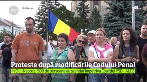 Modificările Codului Penal au scos românii în stradă atât în Capitală cât şi în marile oraşe ale ţării