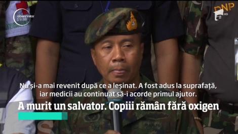 A murit un salvator. Copiii rămân fără oxigen. Saman Kunan era un scafandru experimentat