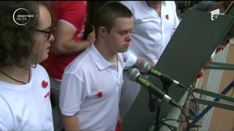 În Spania a început celebrul Festival de la Pamplona! Timp de nouă zile, zeci de mii de oameni vor urmări controversatele curse cu tauri