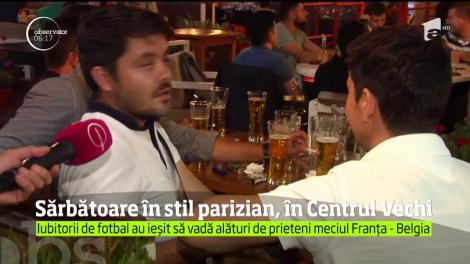 Cu mici şi bere, iubitorii de fotbal din capitală, au ieşit în Centrul Vechi să vadă prima semifinală a campionatului din Rusia