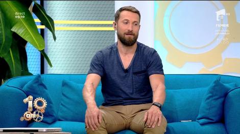 Râzi cu lacrimi! Să călătorim cu bănățenii: Răzvan Simion & Dani Oţil, pasageri de coșmar