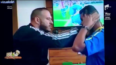 Smiley News. Cum "vede" un suporter brazilian, surd şi orb, un meci al echipei naţionale