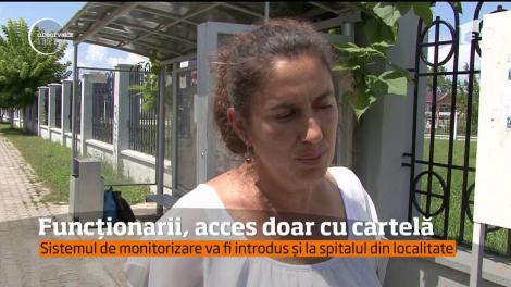 Sătul să-şi găsească primăria goală, edilul din Rovinari a introdus un sistem de monitorizare al angajaţilor, pe bază de cartelă de acces!