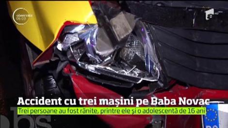 ULTIMĂ ORĂ! Accident cu trei mașini în București