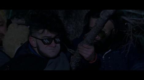 Roby, Malone și Robotzelu' scapă de lupii și găsesc o casă, în mijlocul pustietății: "Suntem salvați"