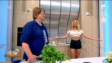 La mulţi ani, FLAAAVIAAA! Vecina de la "Neatza", felicitată cum nu se putea mai frumos de colegii de platou: "Azi, este şi Ziua Internaţională a BUNICUŢELOR"