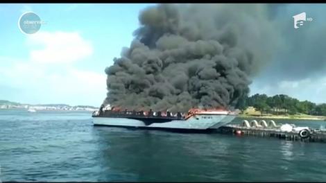 38 de oameni au fost răniţi după ce o navă turistică a luat foc, în largul coastelor Spaniei