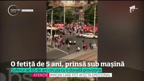 O maşină scăpată de sub control a spulberat un grup de pietoni, în Capitală! Doi copii şi un bărbat au fost răniţi. Şoferul avea permisul suspendat