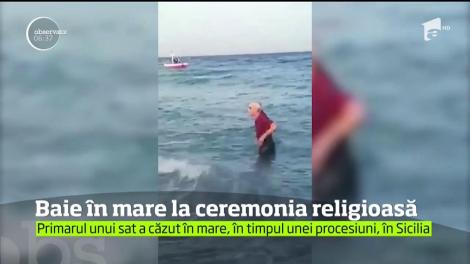 Incident neprevăzut în timpul unei procesiuni religioase tradiţionale, desfăşurată pe mare, în apele Siciliei