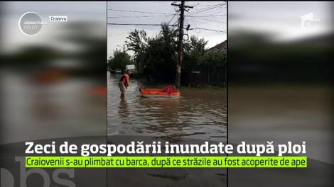 Imagini dramatice! Ploile torențiale au făcut ravagii: Drumuri surpate și mașini luate de ape