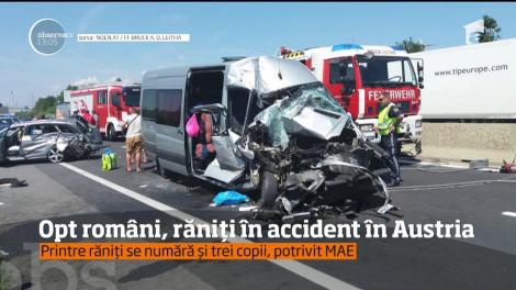 Opt români, printre care şi trei copii, au fost răniţi într-un accident în lanţ, pe o autostradă din Austria, aproape de frontiera cu Ungaria!