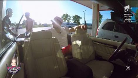 Promovare cu STIL! Liviu și Andrei au scos BOLIDUL la plimbare, dar au uitat un detaliu. Prima oprire, la BENZINĂRIE