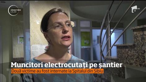 Trei muncitori au ajuns în stare gravă la spital, după ce s-au electrocutat pe un şantier din Sibiu