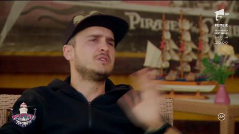 Șerban și Coco se distează livrând comenzi: „N-avem frâne, n-avem nimic”