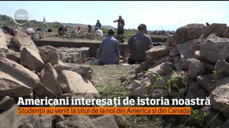 Zeci de studenţi din Statele Unite şi Canada fac practică în arheologie la noi în ţară