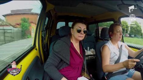 Mai ceva ca la raliu! Adriana Trandafir, șoferită în Mangalia! Carmen Tănase: "Am luat șpagă de la poliție!"