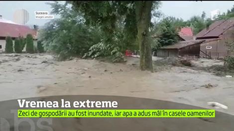 După câteva zile de vreme autentică de vară, inundaţiile au lovit din nou