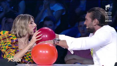 A făcut show total și a cântat dumnezeiește! DenisS, fetița de 13 ani, care i-a dat gata pe jurați