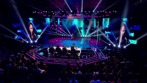 Tom Odell - Another Love. Vezi cum cântă Daniela Matei, la X Factor!