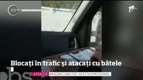 Urmărire în stil mafiot pe şosea. O şicanare s-a încheiat cu un atac violent. Două maşini au înconjurat o dubiţă şi au atacat-o cu bâte şi lopeţi