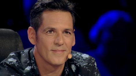 A Great Big World - Say Something. Vezi cum cântă Karina Crăciun, la X Factor!