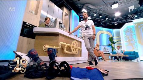 Dani Oțil, demonstrație inedită în direct! Le-a arătat tuturor din ce este alcătuit echipamentul unui endurist: ”Să știe și mama de ce transpir atât de mult!”