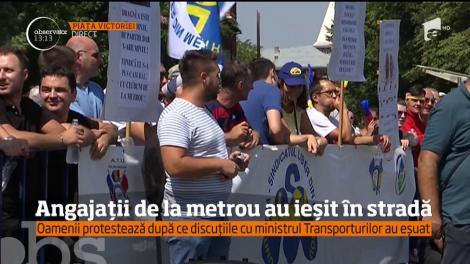 Protest al sindicaliștilor de la metrou în fața Guvernului