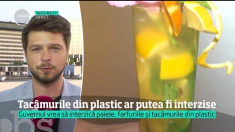 Tacâmurile şi paiele din plastic ar putea dispărea în curând. Ministerul Mediului vrea să le interzică prin lege