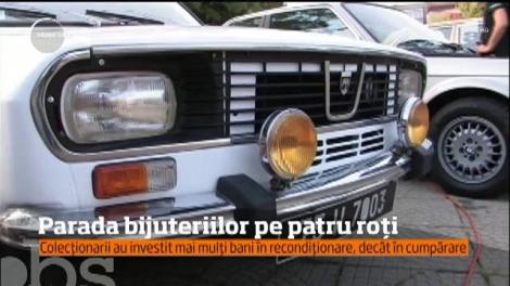 Parada bijuteriilor pe patru roți! Peste 50 dintre cele mai frumoase maşini retro din România au defilat în Oradea