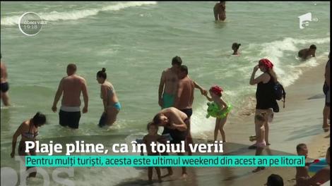 Prima zi de toamnă e şi ultima şansă de distracţie pentru turiştii de la malul mării, care se bucură de temperaturi estivale