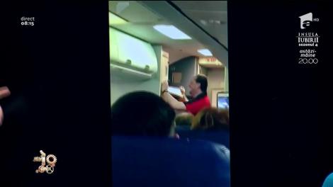 Smiley News! Cel mai sexy mod de prezentare a normelor de siguranță în avion