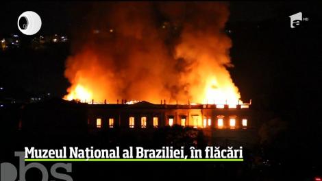 Muzeul Naţional al Braziliei, &icirc;n flăcări