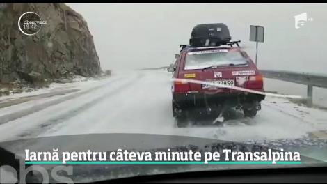 Vremea a luat-o razna complet! Zona din România în care astăzi a fost iarnă! A plouat cu gheață, iar imaginile au stârnit isterie