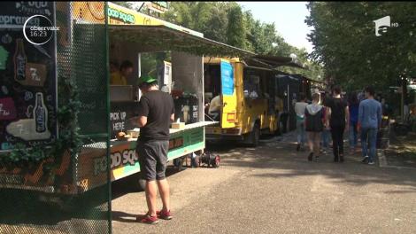 În Bacău, pasionaţii de mâncare au şansa să guste în parc tot soiul de bunătăţi