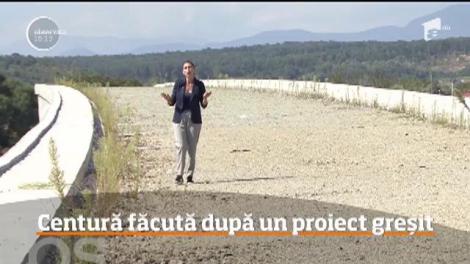 De patru ani, autoritățile din Târgu Jiu nu reușesc să construiască 20 de kilometri de drum