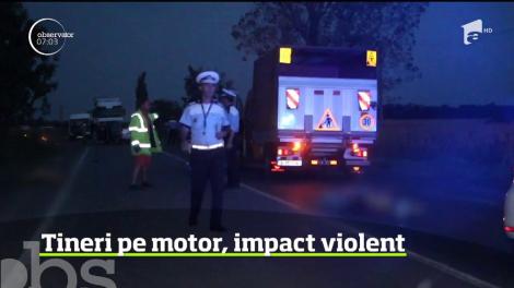 Accident grav la ieșirea din Buzău spre Brăila. Doi tineri pe motor au fost spulberați de o șoferiță neatentă