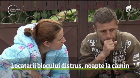 Locatarii blocului din Capitală distrus de incendiu, noape &icirc;ntr-un adăpost provizoriu