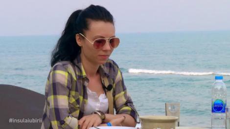 Cati schimba macazul și pare că se simte din ce în ce mai bine în compania lui Raul: „Am fost răsfățată. Trebuie să mă gândesc și la mine”