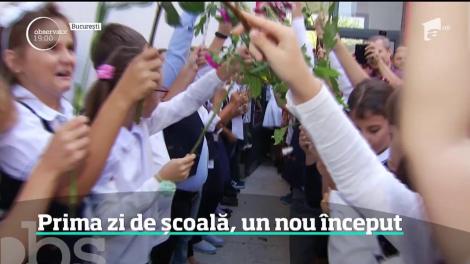 Bucuria şi emoţia primei zile de şcoală vor fi repede uitate. Cu manuale greşite, cu şcoli demolate în faţa părinţilor, elevii României trebuie să-şi facă un viitor