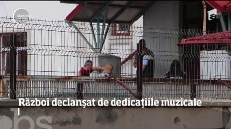 Bătaie cu săbii şi cuţite într-un club din Buzău!