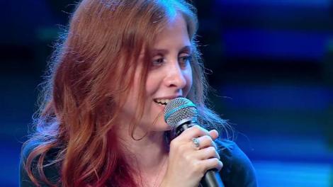 Rodica Olisevschi cântă o piesă proprie, pe scena X Factor