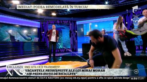 Râzi cu lacrimi! Mihai Morar a montat un cort în platoul "Xtra Night Show"!