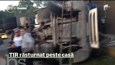 Accident spectaculos pe o şosea din Dâmboviţa