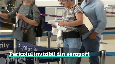 Tăvile din plastic în care se așează obiectele personale, cele mai murdare locuri dintr-un aeroport
