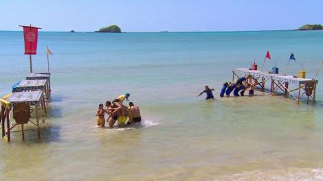 Mersul pe apă, joc pentru teritoriu! Crocodilii câștigă a doua rundă