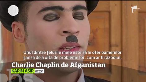Un tânăr de 25 de ani şi-a făcut un scop în viaţă din a aduce zâmbete pe chipurile oamenilor din Afghanistan!
