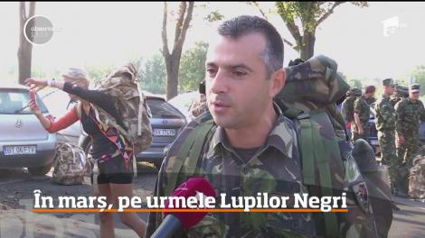 Cu raniţele grele în spate, 70 de ieşeni au alergat alături de Lupii Negri!