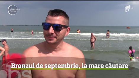 Chiar dacă suntem la jumătatea lui septembrie, la mare e încă plin. Sunt mii de turişti veniţi să se bucure toamna călduroasă