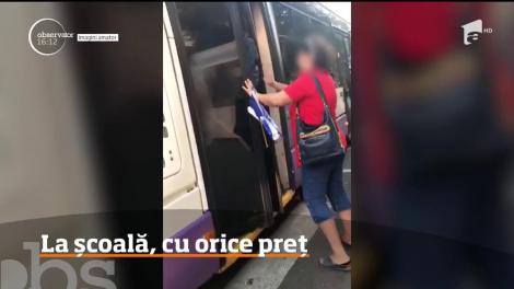 Pentru a fi sigură că fiul ei ajunge la şcoală, o mamă din Timişoara a aplicat o tactică întâlnită în metrourile japoneze!