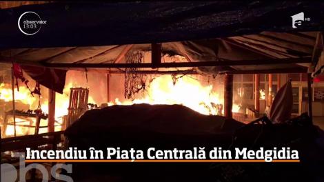 Au fost flăcări, fum şi panică în zona pieţei centrale din Medgidia